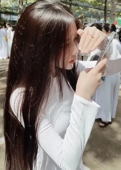 Avatar gái xinh 2k8 dành cho ai thích vẻ đẹp trong sáng không màu mè