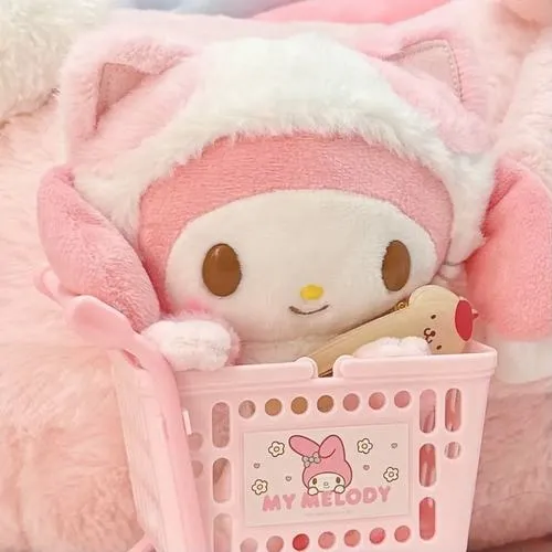 Avatar màu hồng pastel đôi mắt to cho cô gái