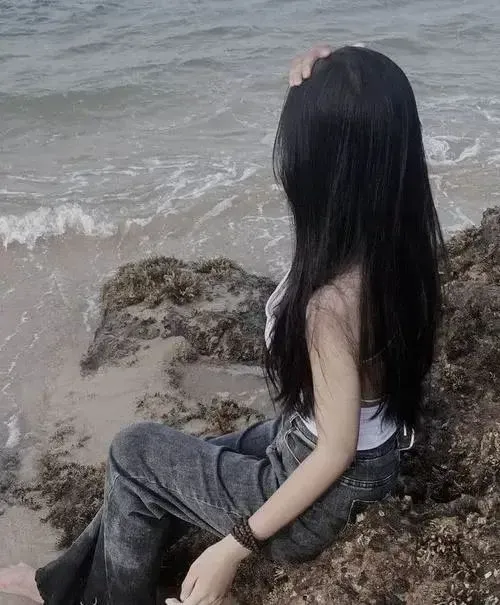 Ngôn ngữ hình ảnh kể chuyện bằng dáng người