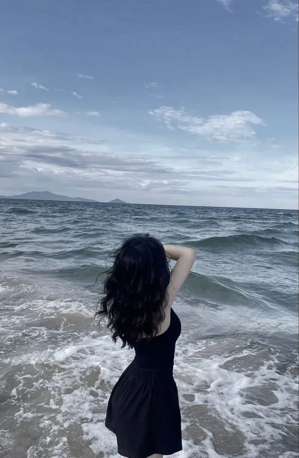 anh-gai-di-bien-che-mat-48 anh gai di bien che mat 48