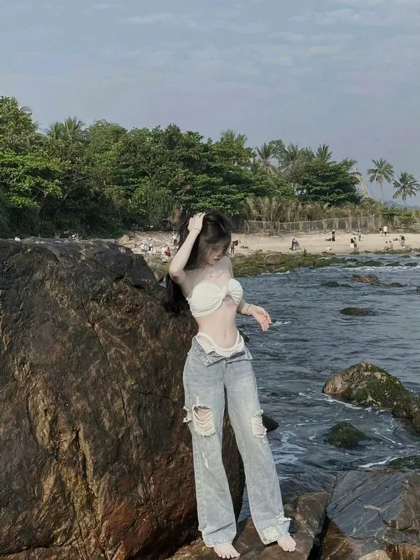 anh-gai-di-bien-che-mat-70 anh gai di bien che mat 70