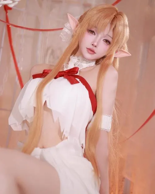 anh gai xinh cosplay bikini sexy 27