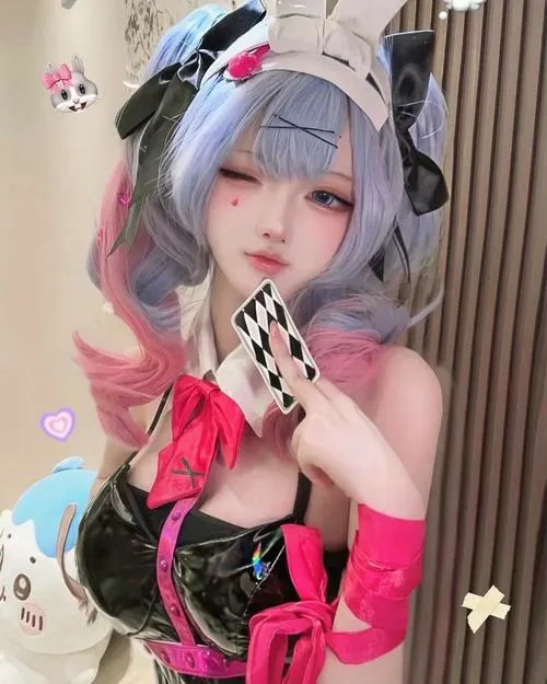 Gái xinh cosplay anime nhìn tưởng đơn giản mà cuốn không ngờ