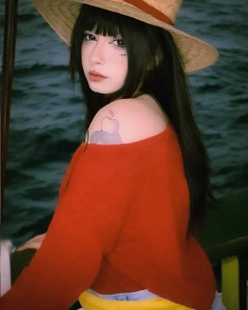 anh gai xinh cosplay one piece 34