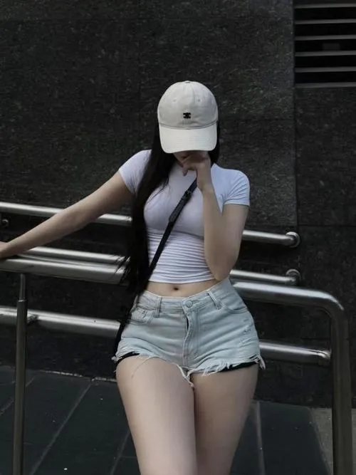anh gai xinh mac crop top 43