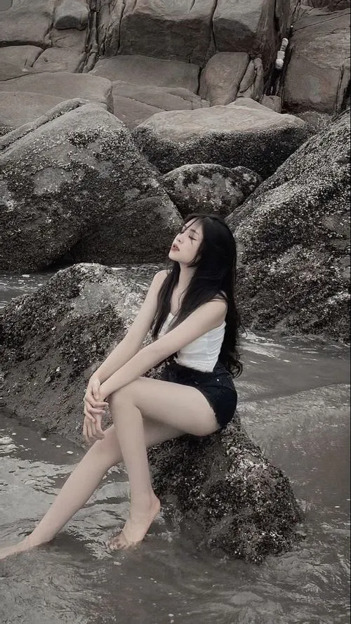 anh mau tao dang chup anh bai bien 32