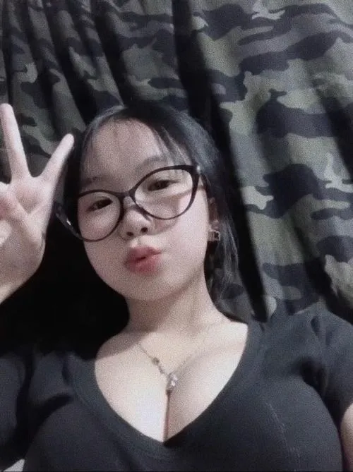 anh-gai-xinh-chu-mo-de-thuong-6