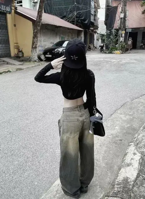 anh gai xinh quay lung che mat 8