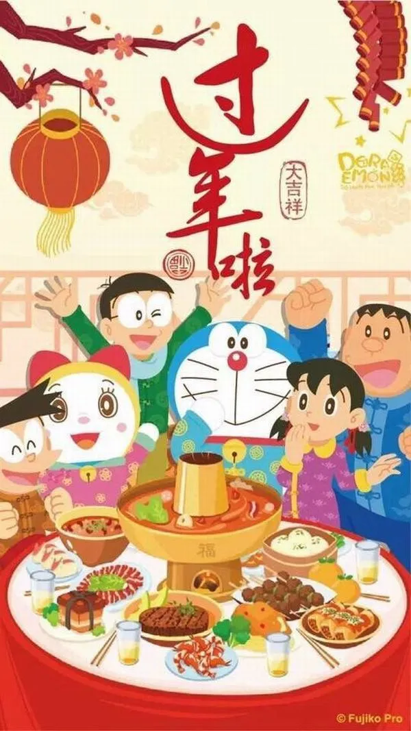 hinh-anh-doraemon-tet-2026-28 Hình nền Doremon dự bữa cơm sum vầy, bánh chưng mâm cỗ đầy, hợp đăng chúc Tết